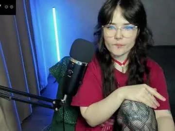 Hell_hotline from Chaturbate