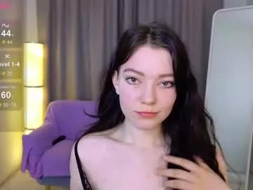 Holly_kittenss from Chaturbate