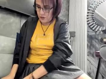 Isisblakee from Chaturbate