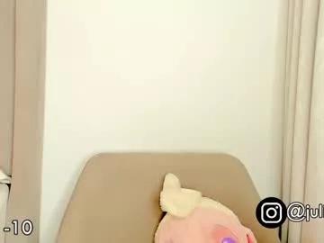 julibunny111 from Chaturbate is Freechat