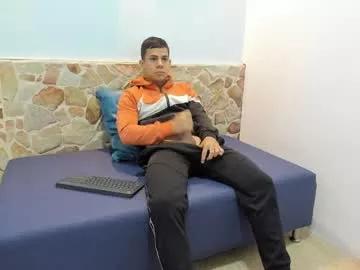 kevin_hott19 from Chaturbate is Freechat