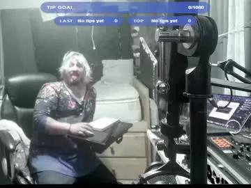 kinkybiguy14 from Chaturbate