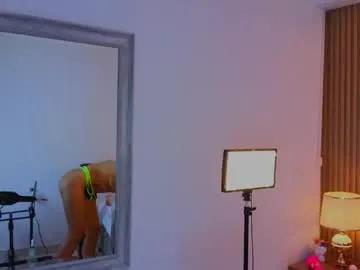 laiamilf from Chaturbate
