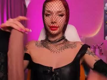 Leylanoir from Chaturbate