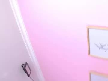 little_effy18_ from Chaturbate