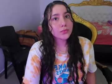 Little_sparkles_0f_l0v3 from Chaturbate