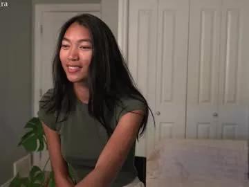 Littlemiss_kira from Chaturbate