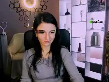 lola_sun12 from Chaturbate is Freechat