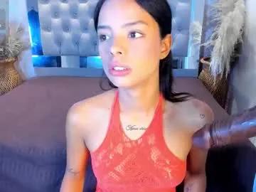 Lunna__tylor from Chaturbate