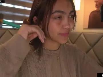 luucy___ from Chaturbate is Freechat