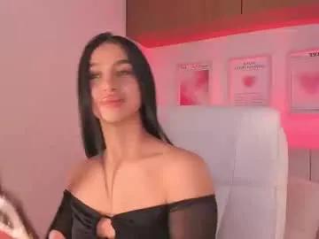 Maddy_bronw from Chaturbate