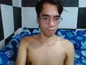 Massive_boner02 from Chaturbate