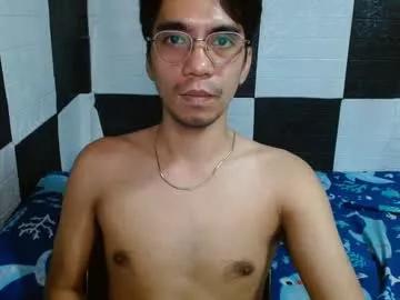 Massive_boner02 from Chaturbate