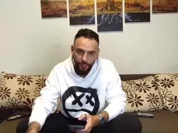 master_roberto333 from Chaturbate is Freechat