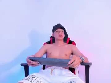 max_thomsonn from Chaturbate is Freechat