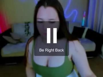 moonvelle from Chaturbate is Freechat