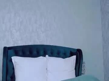 nataliacristal from Chaturbate