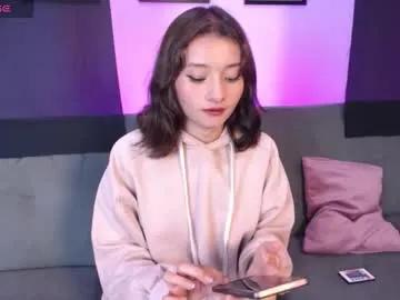 Nina_cutes_ from Chaturbate