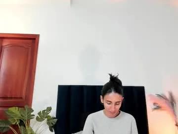 Ninacavallli from Chaturbate