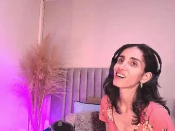 Ninacavallli from Chaturbate