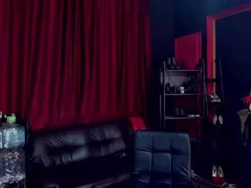 puffy_love from Chaturbate