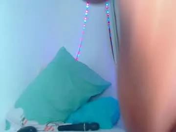queenalya_ from Chaturbate