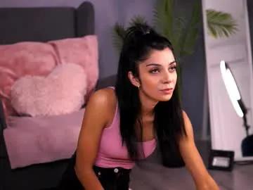 Reneevoss from Chaturbate