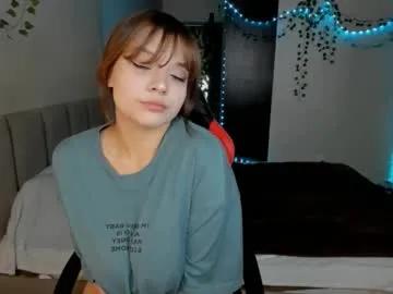 Selenadurden from Chaturbate