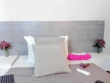 sunnywhitee from Chaturbate