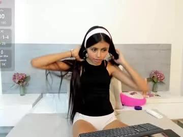 sunnywhitee from Chaturbate