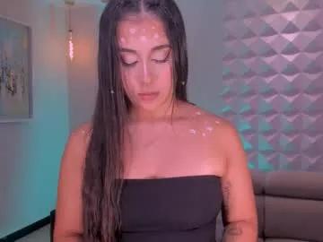 Sussybell_ from Chaturbate