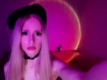 sweet_mol1y from Chaturbate is Freechat