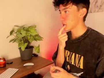 Sweettaaron from Chaturbate