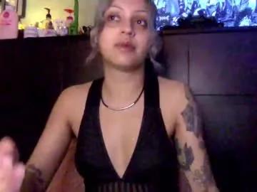 Theeking_venus from Chaturbate