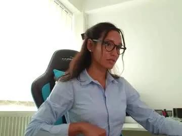 tia_j from Chaturbate is Freechat