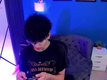 Todoroki_g from Chaturbate