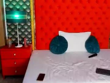 Valleriejonnes from Chaturbate