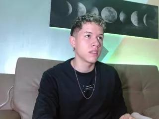 ethan_andrewss from Flirt4Free is Freechat