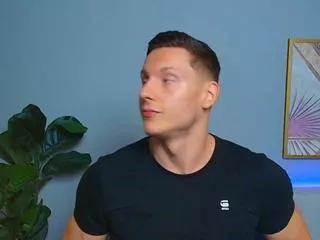 gino_leone from Flirt4Free is Freechat