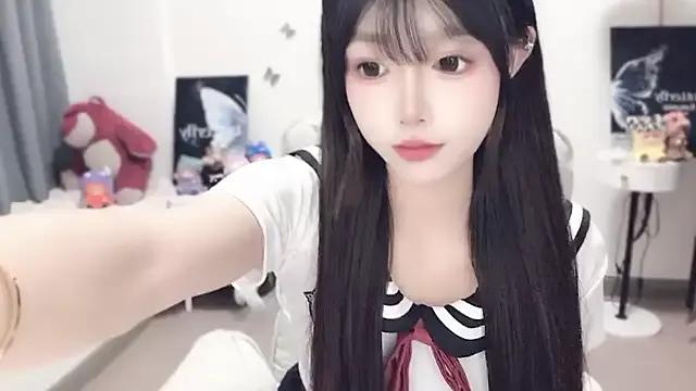 -EEBABY from StripChat