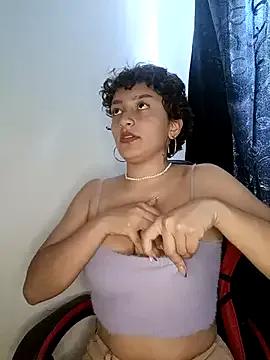 -ivory from StripChat is Freechat