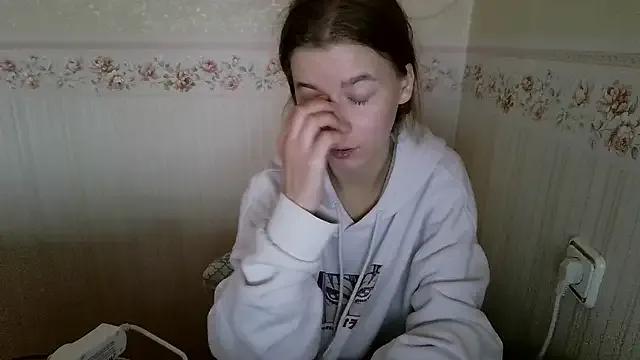 0nlyLola from StripChat is Freechat