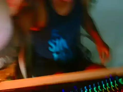 11Nchhugemassivecock17 from StripChat is Freechat