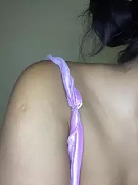 21Sweetkitty from StripChat is Freechat