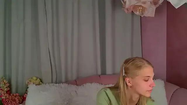 Checkout girls naked models with similar nickname. Cute sexy Free Models.