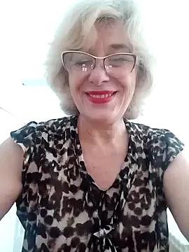 52MiaLove02 from StripChat is Freechat