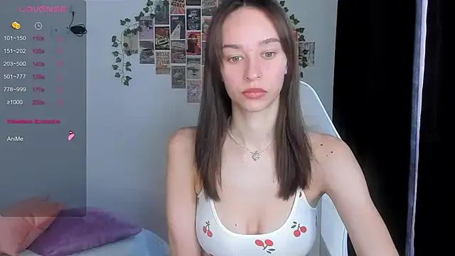 _Alissaa from StripChat is Freechat