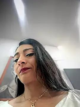 _Bella-Office1 from StripChat is Freechat