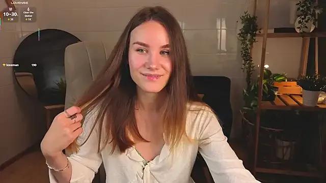_Clare_Florence_ from StripChat is Freechat