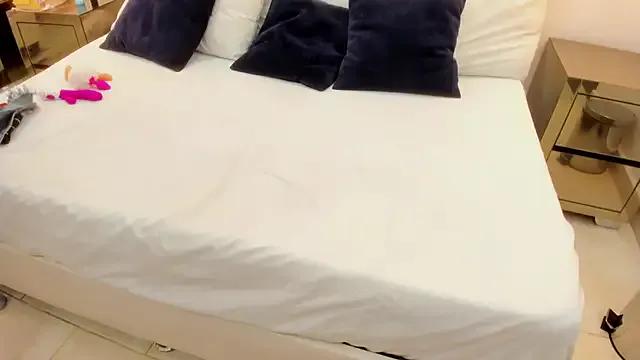 Checkout girls naked models with similar nickname. Cute sexy Free Models.